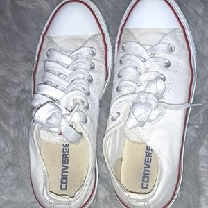 Converse chucks low top Men 5 Women 7